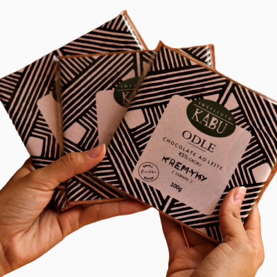 Chocolate especial 45% cacau com Cumaru Kayapó